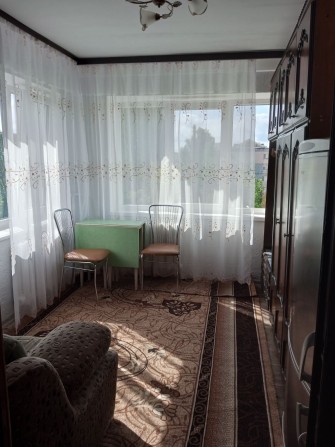 Кімната без господарів ,6 хвилин пішки до метро. - фото 1