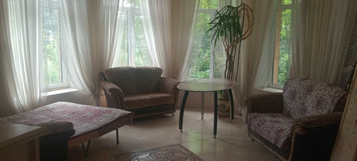 Комната женщине от 60 лет в часном доме ,есть огород до  Троещины 10ми - фото 1