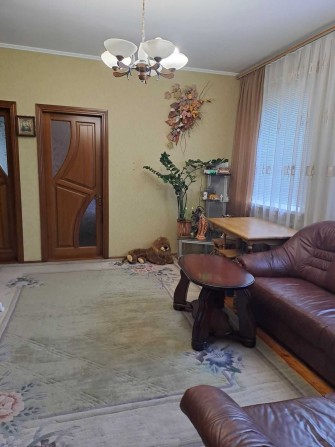 ТЕРМІНОВИЙ ПРОДАЖ!  Продам будинок на Бучмах! - фото 1