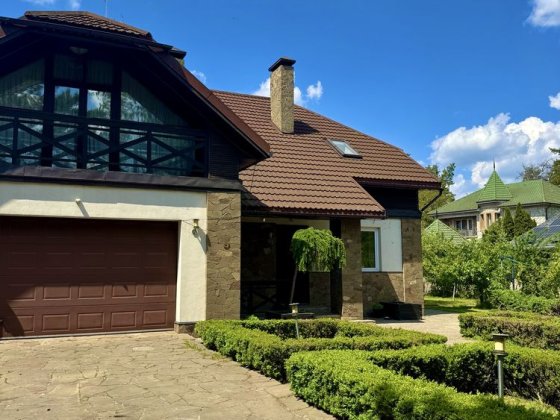 Сучасний будинок у Чернігові з ремонтом та АВТОНОМНИМ ГЕНЕРАТОРОМ Чернигов