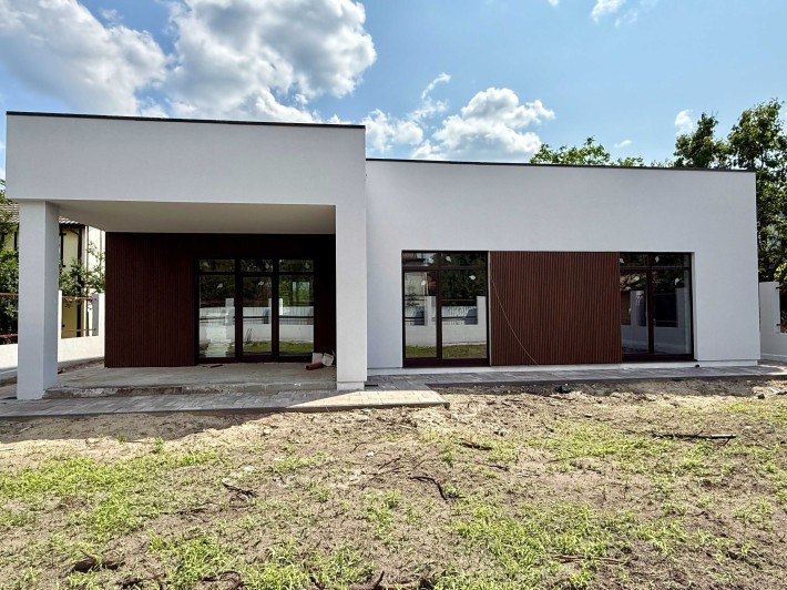 Продаж одноповерхового будинку 130м2 від м.Славутич 4 км.Осокорки - фото 1