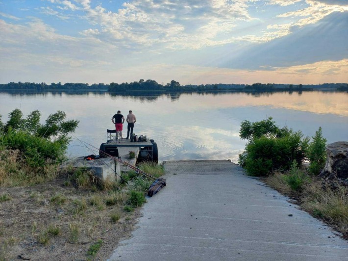 БЕЗ % 146м 18сот свій вихід до води, Дніпро 300м Осокорки - фото 1