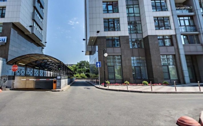 Продажа паркинга паркоместа Новопечерские Липки - фото 1