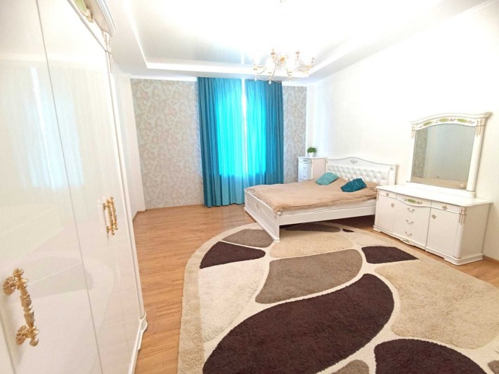 Оренда 4 кімнатної квартири 104 кв.м  р-н Доси з автономним опаленням - фото 1