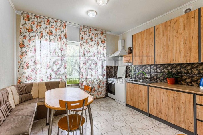 Оренда | Будинок | 360м2 | Солом'янський район | Укриття - фото 1