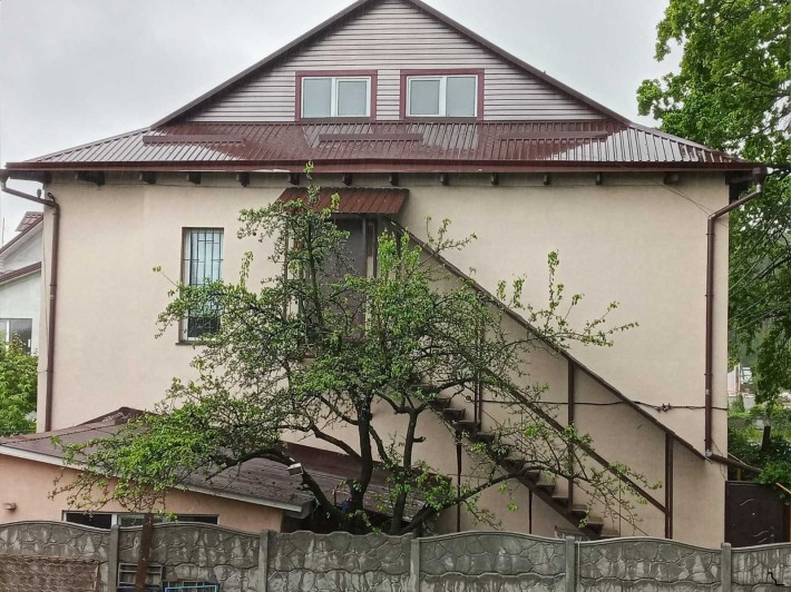 Оренда другого чи третього поверху в приватному будинку в Києві для бі - фото 1