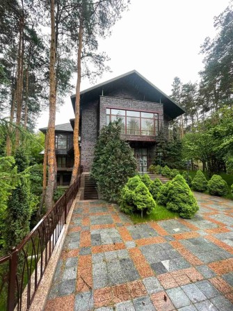Аренда дома в закрытом КГ в лесу,черта Киева Конча-заспа,участ. 50 сот - фото 1