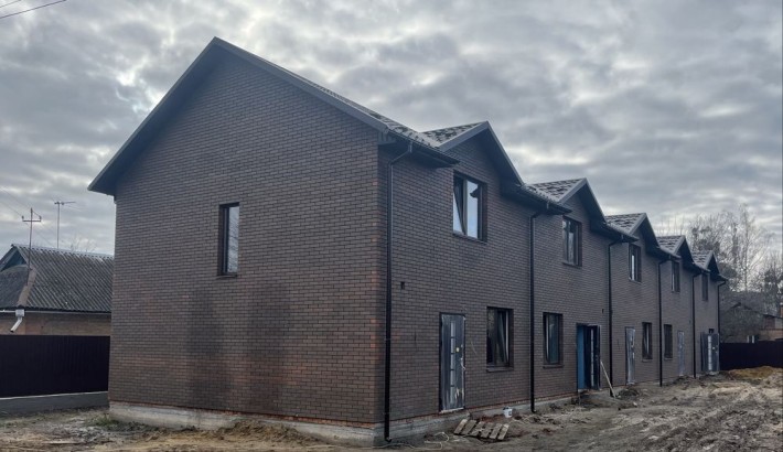 Продаж 2-х поверхового таунхаусу, р-й Старе місто, 3 кім 90кв.м 1,5сот - фото 1