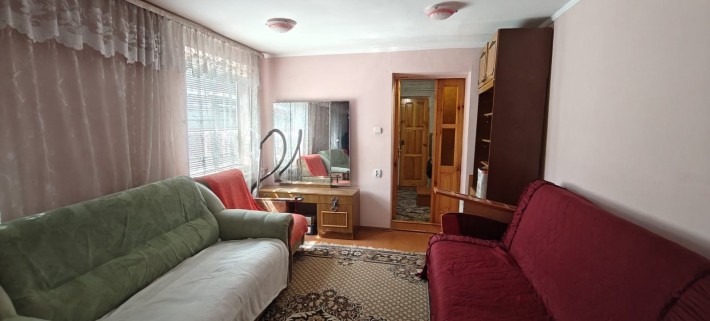 Продаємо окремий будинок, вул. Східна, терміново - фото 1