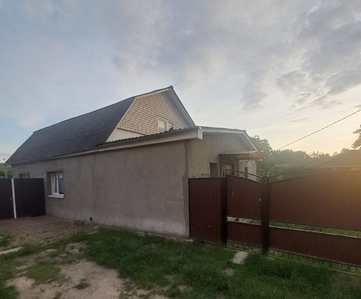 Продам будинок на Корбутівц, 2010-2015 року - фото 1