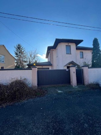 Продам будинок в Києві (р-он Осокорків.), вул.Садова,57, буд. 24 - фото 1