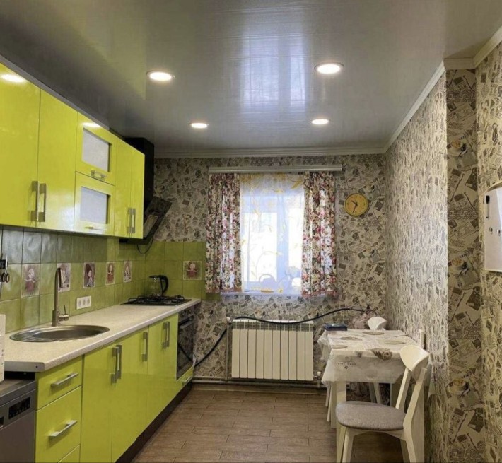 Продам небольшой уютный дом в Диевке-1 с ремонтом,мебелью и техникой - фото 1
