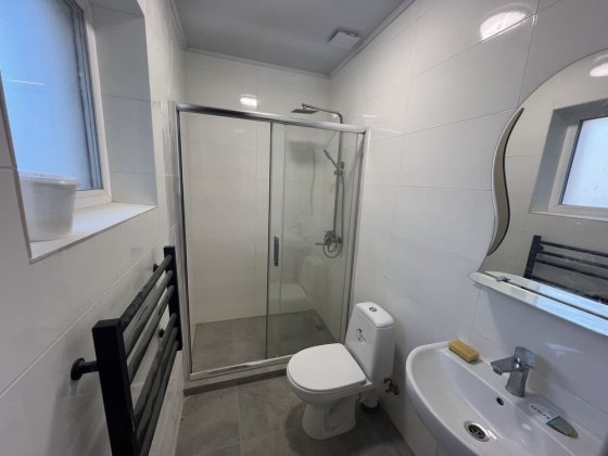 Терміновий продаж 2 поверхового будинку, ділянкою на 6 соток. Житомир