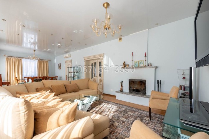 Чапаевка , База Динамо , продаж будинок 480м2 ,10 сот - фото 1
