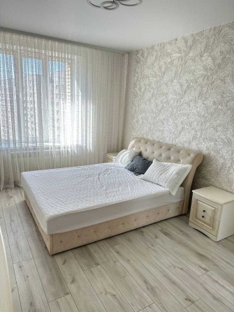 Оренда просторої 2к квартири в районі Виставка - фото 1