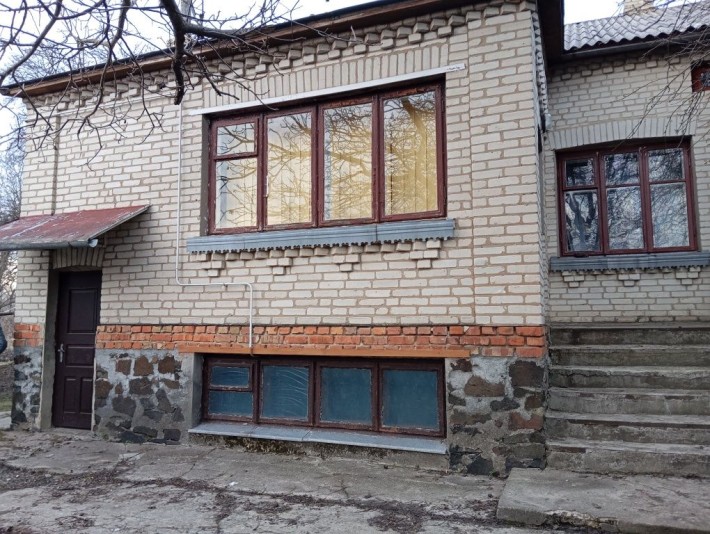 Терміново здам 1/2. Будинку біля м.Горохів ! Або весь  будинок! - фото 1