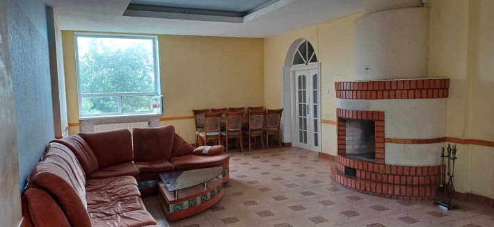 Оренда гарного затишного будинку в Передмісті, 300 кв.м., - фото 1