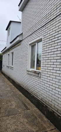 Частина будинку 2 поверхи та одне житло - фото 1