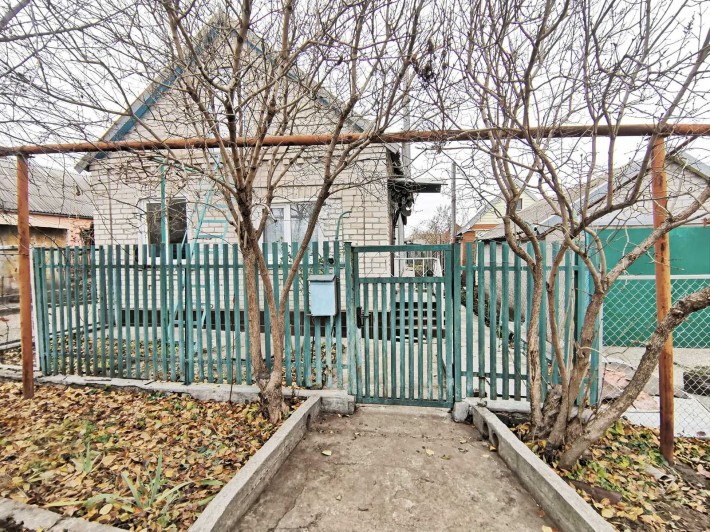 Пропоную купити частину будинку правий берег, Верхня Хортиця. - фото 1