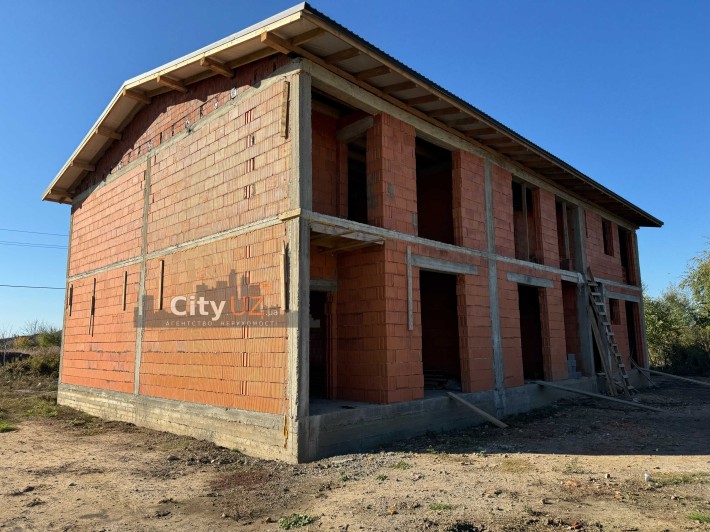 Продається таунхаус в Ужгороді на вул. Загорській - фото 1