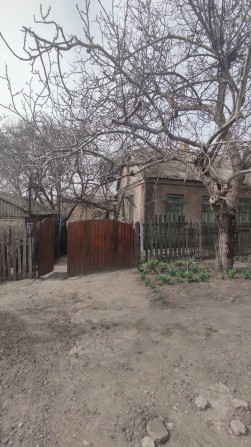 Продам дом в центре города, район остановки Пушкина, земли 10 соток - фото 1