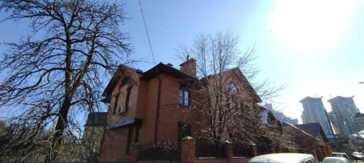 От хозяина. Отличный дом на Печерске с видом на Ботанический сад - фото 1