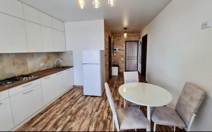 Здається в оренду 1к Виставка вул.Пр.Миру - фото 1