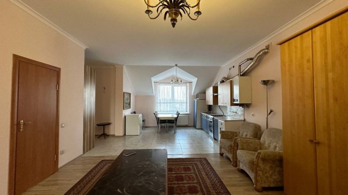 Оренда 2-кім. квартири 75 м.кв., в. Садова - фото 1