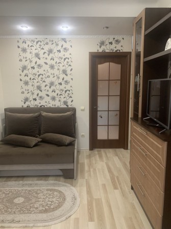 Продаж - 1 кімн . кв . м . Жовква ( Власник - в центрі ) - фото 1