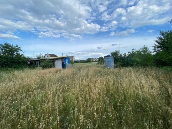 Здам ділянку 16 соток у Гнідині з побутівкою і верандою, світло, вода - фото 1