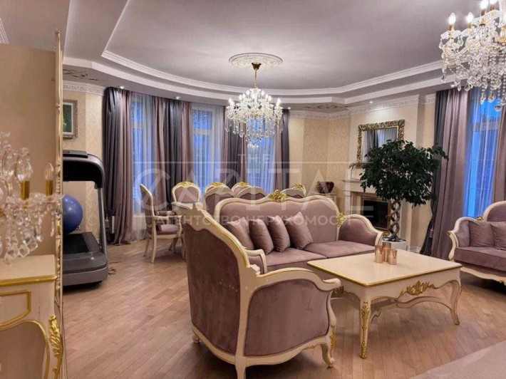 Елітний маєток на Дамбі: Бункер, гектар землі та вихід на воду! - фото 1