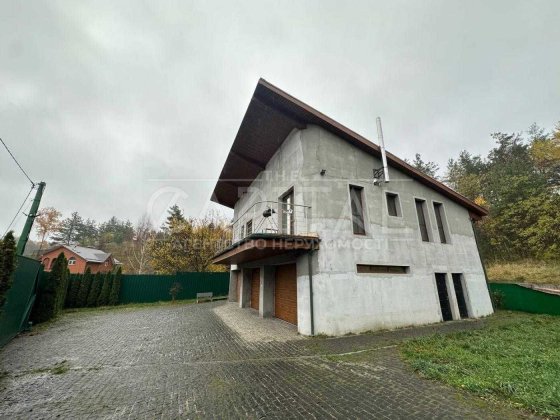 Оренда затишного будинку 300 м² у Лісниках, 30 соток землі Лісники