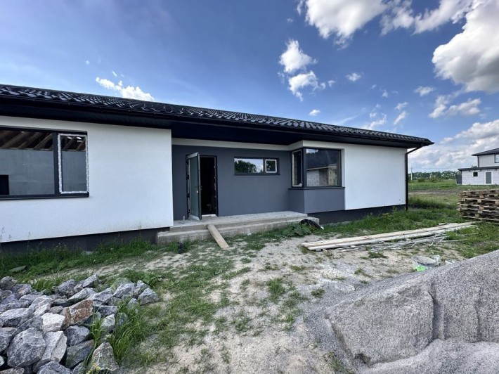 Продаж одноповерхового будинку 120 кв. м - фото 1