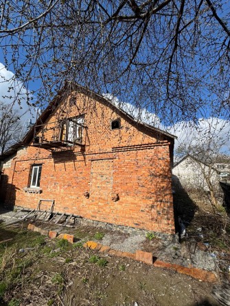 ТЕРМІНОВО  продаємо будинок у м.Житомир - фото 1