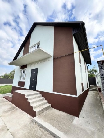 Продаж двоповерхового будинку - фото 1