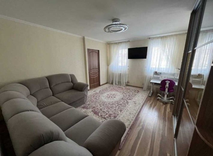 Продам дом в Центре Вул.Бородинская(Вартовых неба) БЕЗНАЛ - фото 1