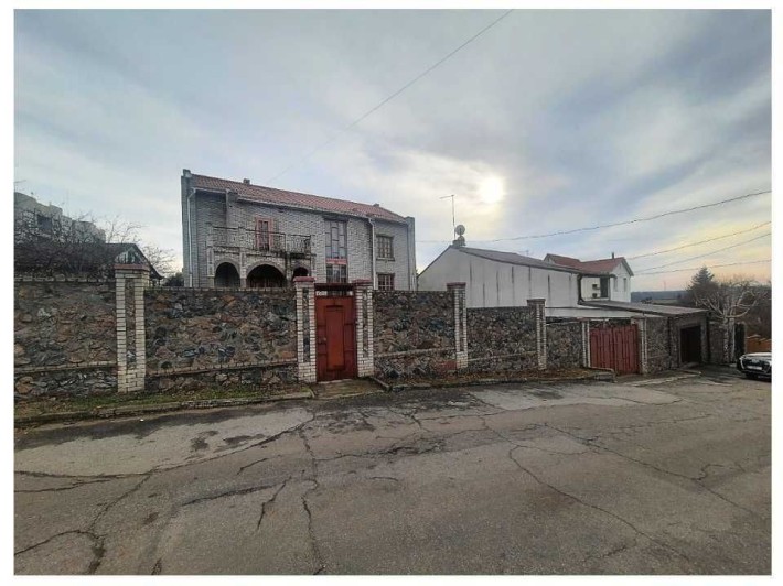 Продаж будинку 10 соток Прибережна автомагістраль /бул. Шевченка - фото 1
