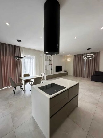 Продажа современного дома с бассейном в р-н Березановка - фото 1