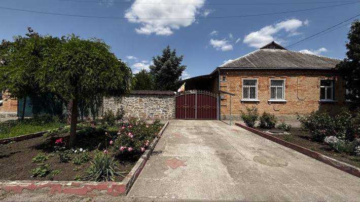 Продається пів будинку 82 м2,  Олексіївка біля вул. Комарова - фото 1