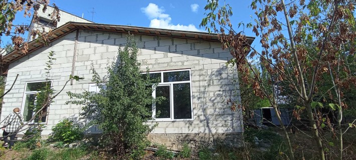 Дім, недобудова, ділянка біля водоспаду пров Паперовий - фото 1