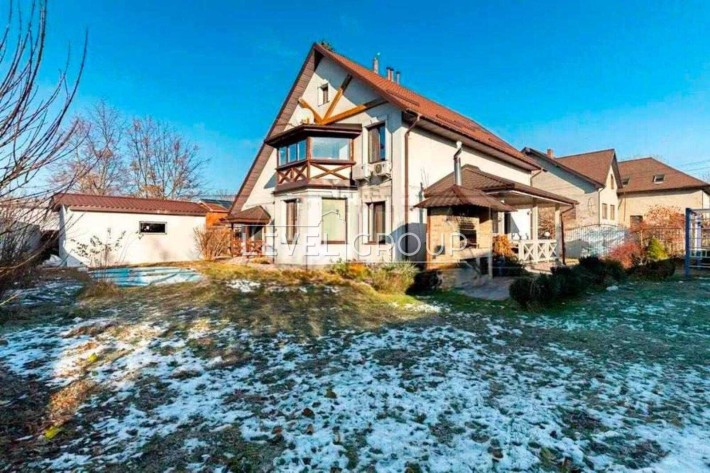 Будинок 300м2 з бассейном Осокорки - фото 1
