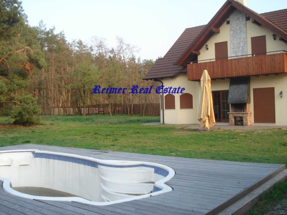 Оренда будинка в Процеві біля лісу. Гостьовий будинок є. Баня. Басейн Процев