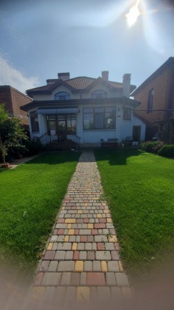 Сдам дом в Совиньоне с бассейном 250 м 2 эт - фото 1
