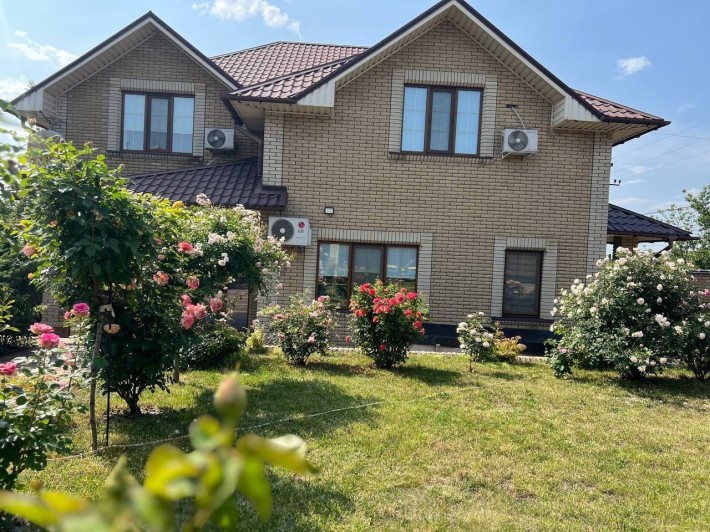 Продам 2х поверховий будинок Ремонт Правый берег - фото 1