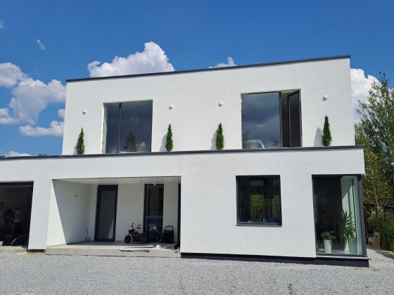 Гарний сучасний будинок Житомир