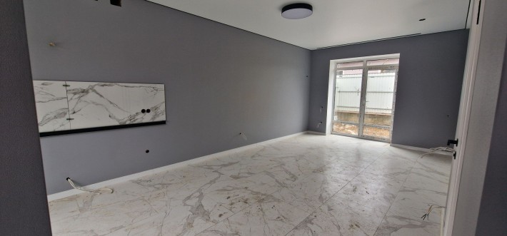 Продам Таунхаус з ремонтом - фото 1