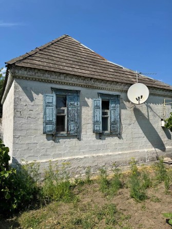 Продам дом с участком на ж/м Парус - фото 1