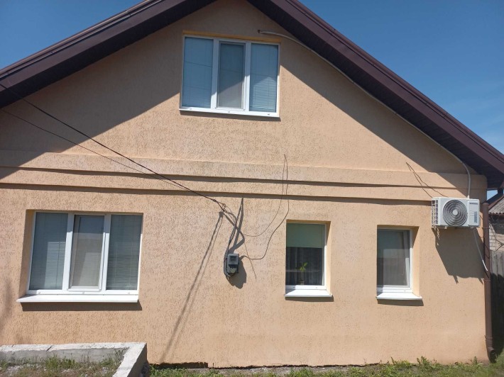 Продам Дом 100 м кв,с приусадебным участком - фото 1