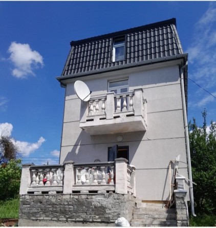 Продаю будинок-дача 3п.цегла,80кв.м.4кімнати,кухня.коридор. - фото 1