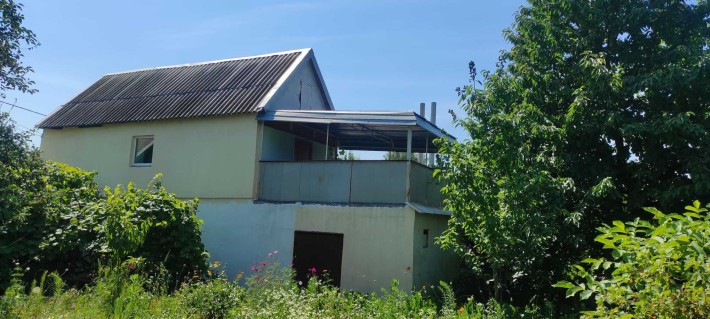 За ціною к1 продам 2 пов. будинок з власним двором р-н пр.Металургів - фото 1